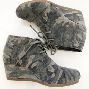 TOMS Camo Desert Wedge Bootie
